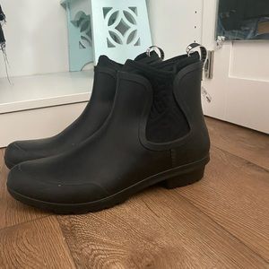 UGG rain boots